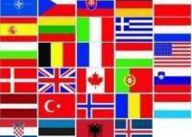 Výhodný komplet - samolepky vlajek členských států NATO