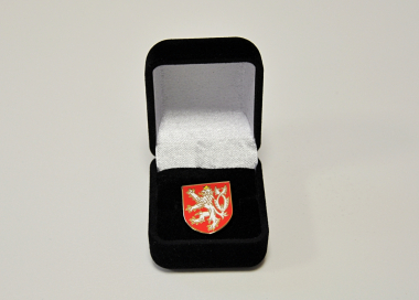 Odznak malý státní znak České republiky v sametové krabičce