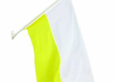 Plastový fasádní držák s žerdí pro vyvěšení vlajek