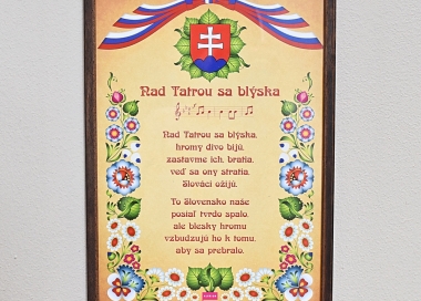 Slovenská národní hymna v rámu