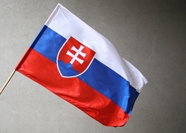 Vlajka Slovenská republika tištěná venkovní - uchycení tunýlek