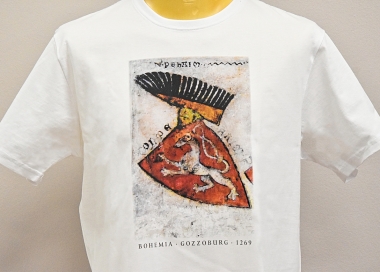 Speciální tričko s motivem nejstaršího historického barevného znaku Čech jistě potěší každého znalce našich dějin.