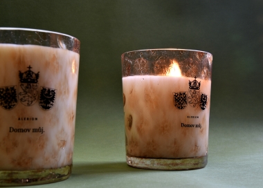 Ručně vyráběné svíčky v českém skle