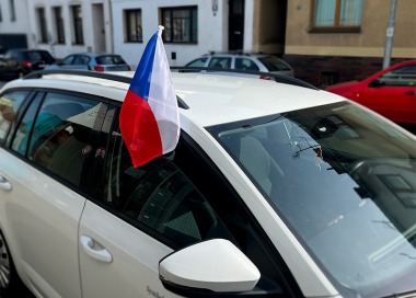 Carflag ČR - vlaječka s držáčkem na auto