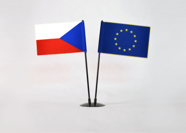 Stolní vlaječka Česká republika Premium + Stolní vlaječka Evropská unie Premium 