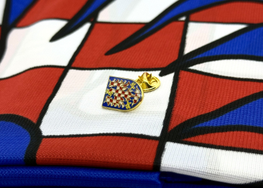 odznak s pinem 14 mm