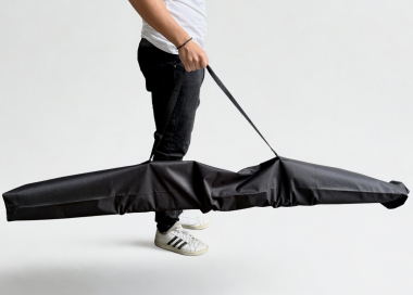Přepravní obal na hliníkový vlajkový stožár Basic - praktické použití