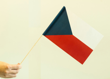 Česká vlaječka - mávací, papírová