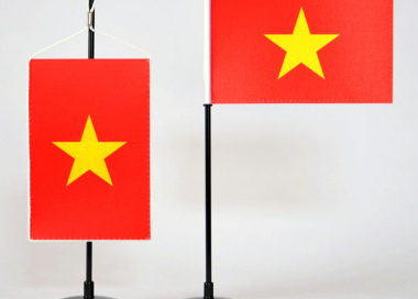 Vietnam - stolní vlaječka