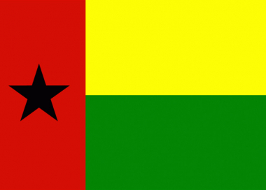 Státní vlajka Guinea-Bissau tištěná venkovní